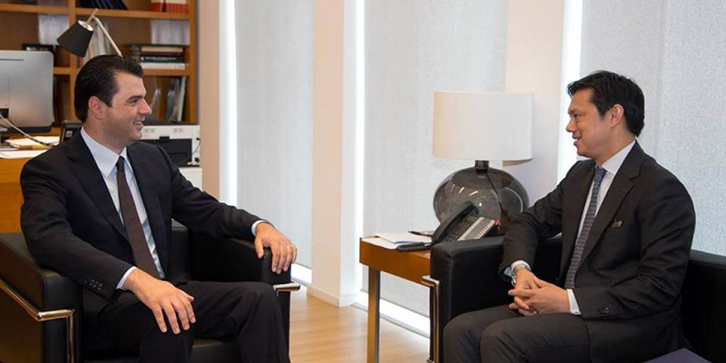 Kjo është platforma “Mc Allister” që zgjidhi krizën e zgjedhjeve