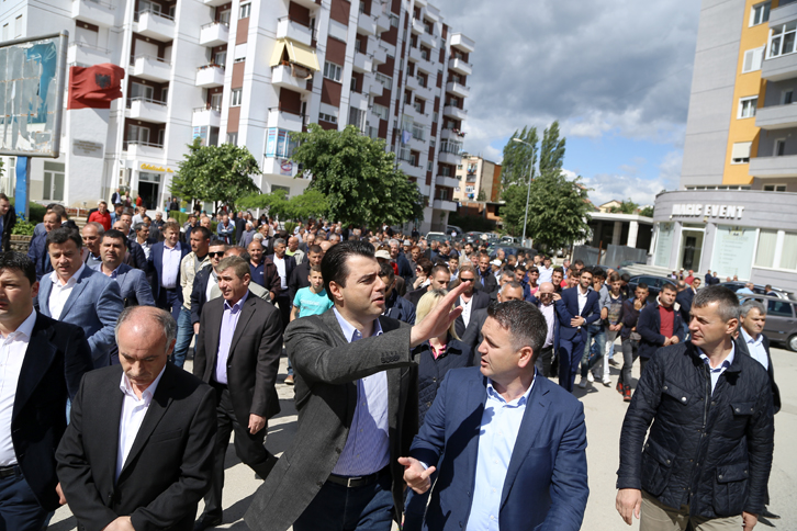 Basha në Kukës: Investimet dhe subvencionet janë zgjidhja për daljen nga kriza Rama