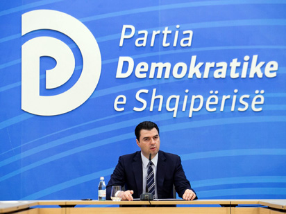 Basha: Një orë më shumë në detyrë e palo ministrit Tahiri, një orë më shumë e krimit në sistem