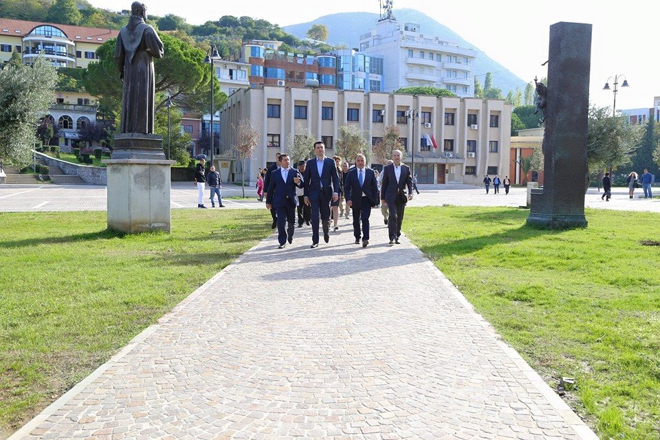 Lulzim Basha publikon 3 propozimet