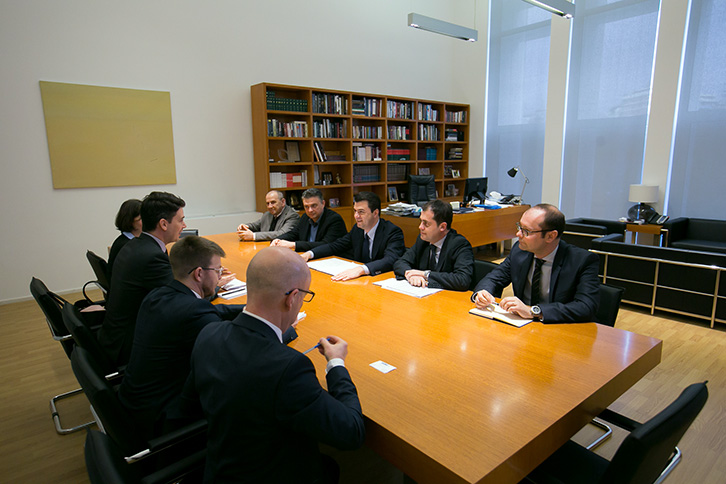 Basha me misionin e OSBE/ODIHR: Zgjedhjet në rrezik, vetëm qeveria teknike siguron votë të lirë e të ndershme