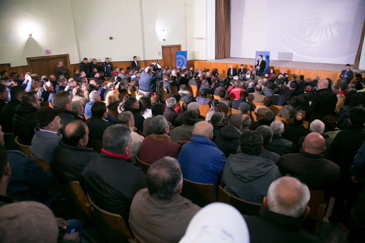 Basha: Ta hapim partinë ndaj njerëzve që duan të bashkohen e të japin kontributin e tyre