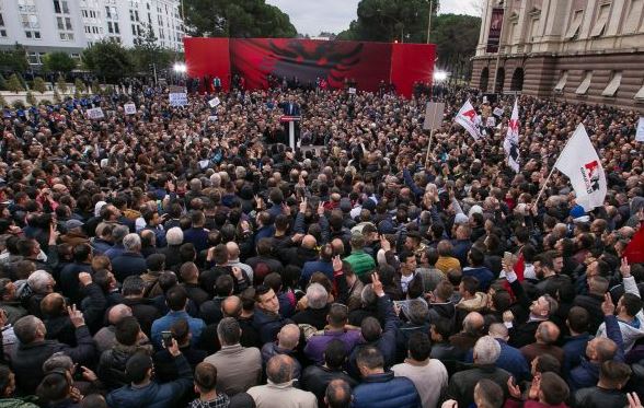 PAS VIZITËS NË SHBA/Basha konfirmon: Nuk do të ketë zgjedhje farsë më 18 qershor