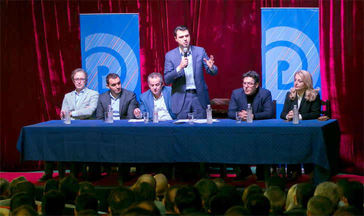 Basha: Policia që i merr shpirtin qytetarit për rripin e sigurimit, u tërhoq nga rrethimi i pularisë me drogë në Rrëshen