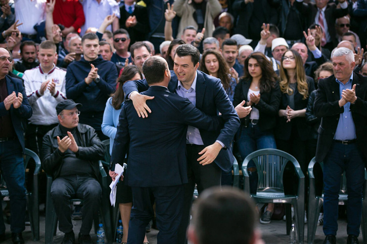 Basha: Rama ha dreka me zëdhënësin e Millosheviçit, senatori italian luftëtar për pavarësinë e Kroacisë nga Millosheviçi