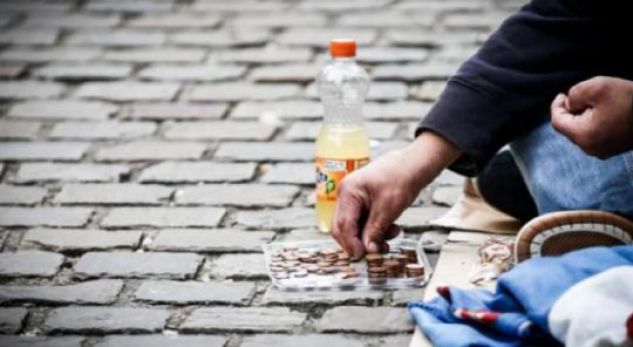 Arrestohet; shfrytëzonte një 40 vjeçar që të lypë në rrugë