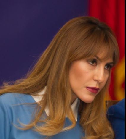 MAJLINDA BREGU/Should I stay or should I go…