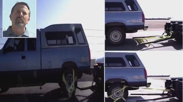 VIDEO/ Shpikja më e re për kapjen e makinave gjatë ndjekjes nga policia