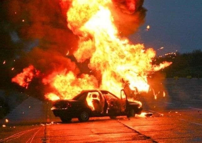 Lezhë – Shkodër, digjet automjeti – tre të vdekur një i plagosur