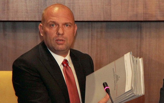 Ultimatumit Manjanit për ZRPP, AKPP dhe ALUIZNI: Deri në 1 shtator të kenë përfunduar të gjitha praktikat e vjetra