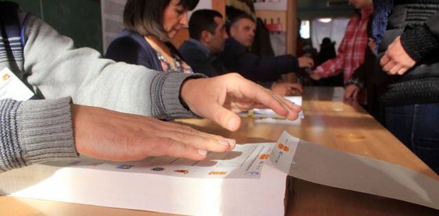 Pa mbaruar ende votimi në Maqedoni, lajm i keq për shqiptarët