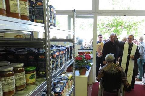 Hapet marketi ku paratë nuk hyjnë në punë