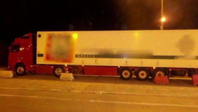 Policia greke arreston 5 importues të drogës nga Shqipëria