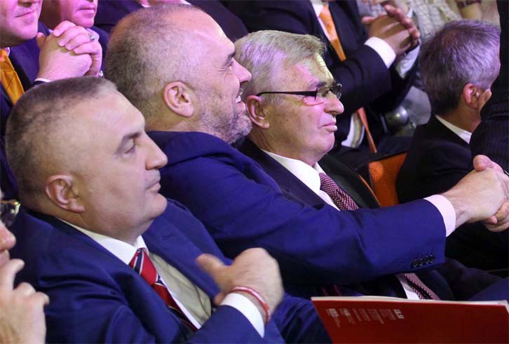 Rexhep Meidani: Qeveria e paaftë dhe e korruptuar, Ilir Meta energjik dhe koherent