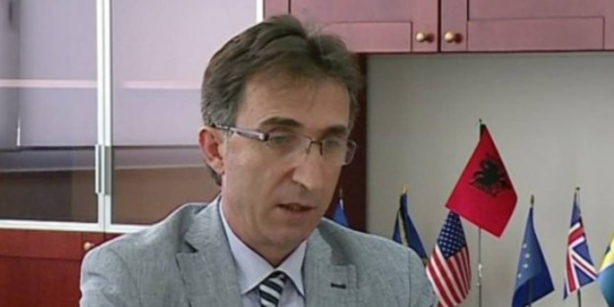 Drejtori i Kufirit flet për vjedhjen në Rinas: Vetëm dy policë në pistë