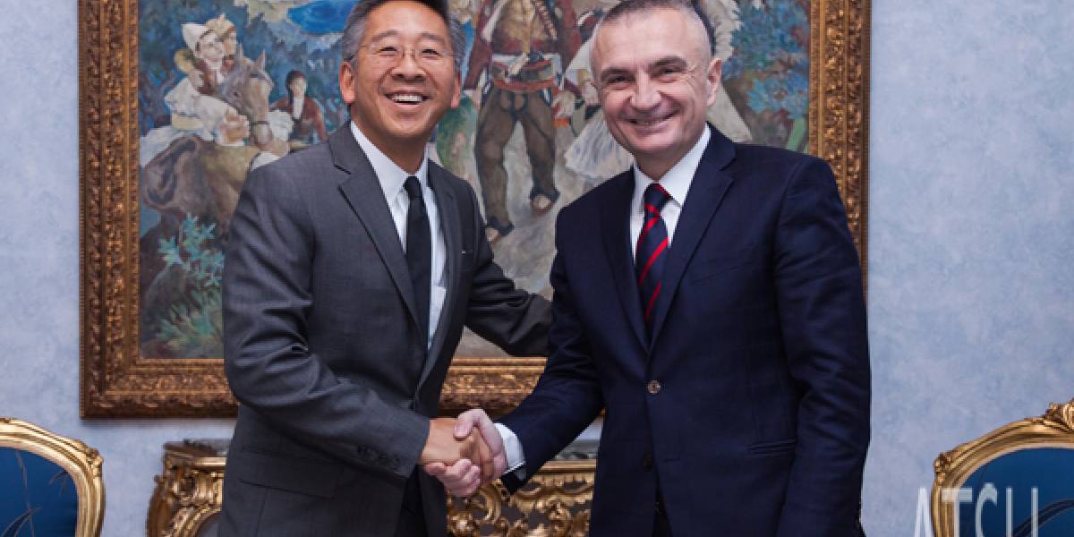 Ambasadori Lu takim me Metën në Kryesinë e Kuvendit