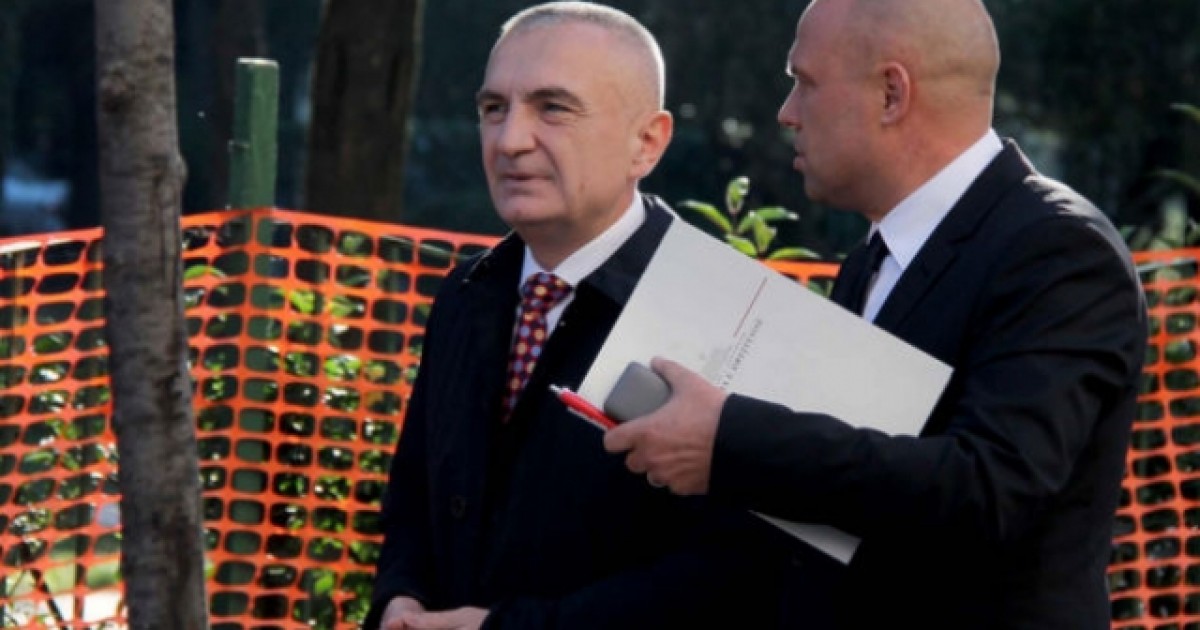 Meta thërret në mbledhje ministrat  e tij