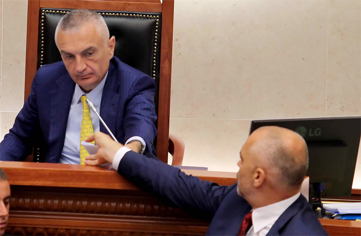 Përfundon takimi në Kryeministri, Rama dhe Meta bisedime të veçuara me bashkëpuntorët e tyre respektivë