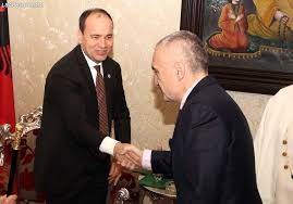 Bujar Nishani uron Presidentin e ri, Ilir Metën