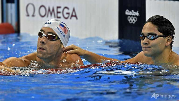 FOTO/ Një histori përrallash, ja nga kush u mund Phelps…!