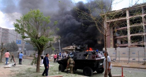 Sulm terrorist ndaj policisë në Turqi, 9 të vdekur