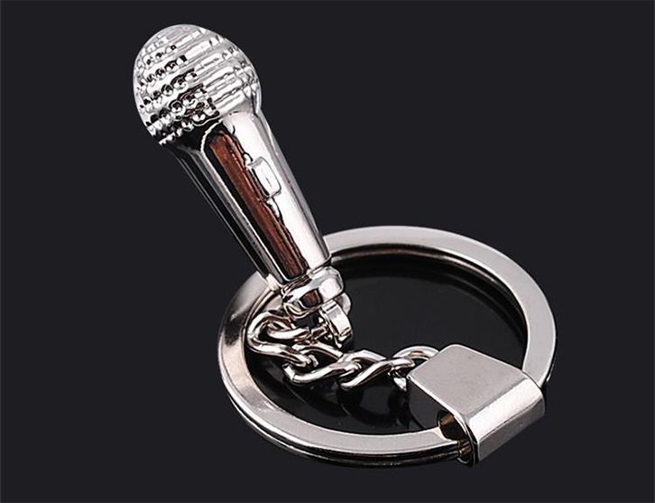 YLLI DYLGJERI/ Mikrofoni “off” në takimin e së majtës laburiste në Elbasan