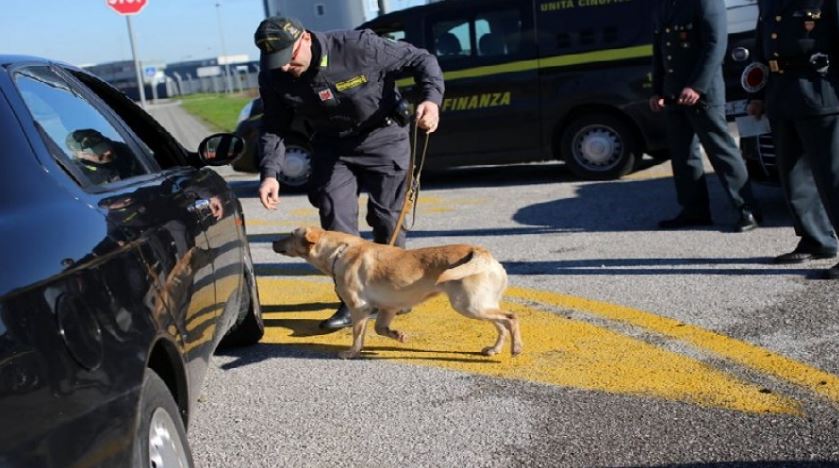 Milano, arrestohen dy shqiptarë, kishin mbushur garazhin me drogë