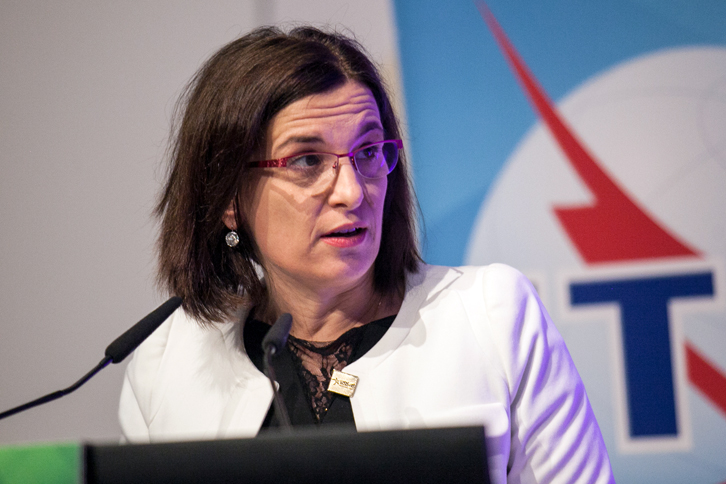 DEKLRATAT E PASURISË/ “Sakrifica” e ministres Harito, braktisi pasuritë dhe familjen në Parsi…, për të kontribuar për Shqipërinë