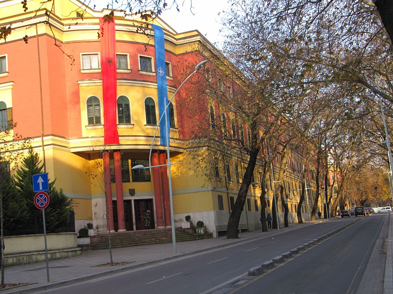 Zyrtari i larte dixhital: “Nr.2” i ministrisë së Ekonomisë në ndjekje penale për vjedhje