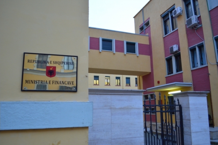 Tkurret Ministria e Financave,  konfirmohet zyrtarisht dorëheqja e drejtoreshës së Buxhetit