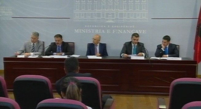 Kreu FMN, dy ministra dhe Guvernatori japin garanci: Kriza greke nuk ndikon në Shqipëri