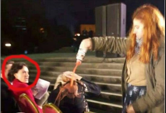 FOTO & VIDEO FAKT/ Spiropali mbrëmë shijoi sulmin me salcë ndaj Nikollas, sot në “Facebook” bën të revoltuarën