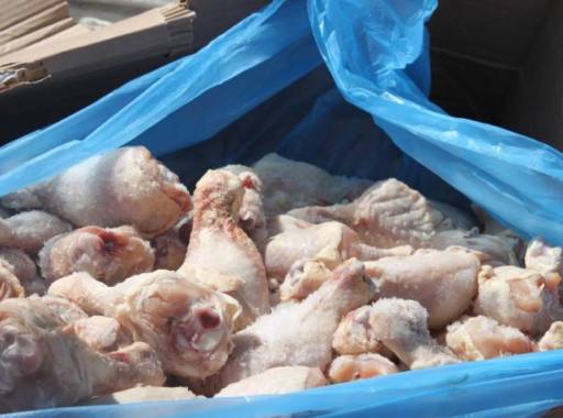 DURRËS/Bllokohet mishi i pulës me salmonelë, 26 ton nga Brazili