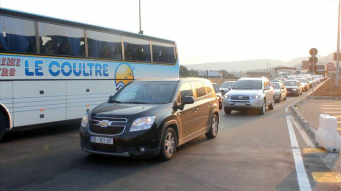 Fluks turistësh që nga ora 03.00 e mëngjesit në Morinë