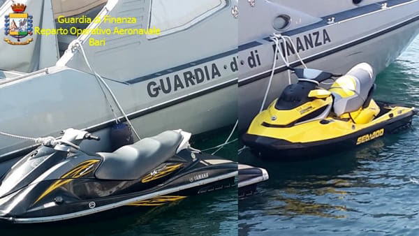 Saimir Tahiri show mediatik arave e gërxheve, motorët e ujit çajnë detin me kanabis