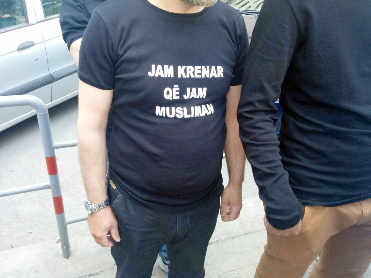 Gjyqi xhihadistëve, tërhiqet gjykata lejohen “muslymanët krenarë”