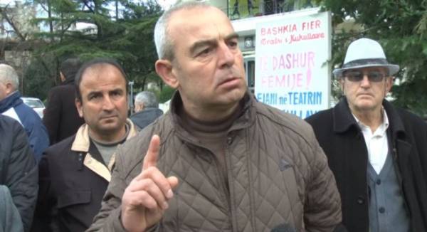 Ballsh, 780 punonjës të rafinerisë së naftës në protestë, prej muajsh nuk marrin rrogat