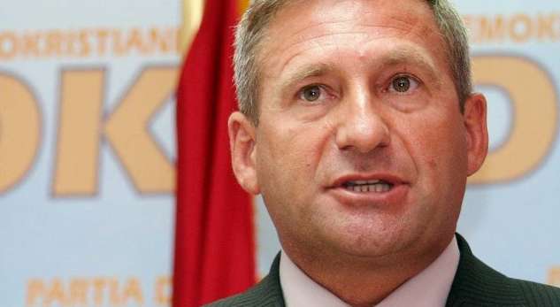 Nard Ndoka sulmon ashpër Kryeministrin: Modeli “Rama”, një rrezik për vendin