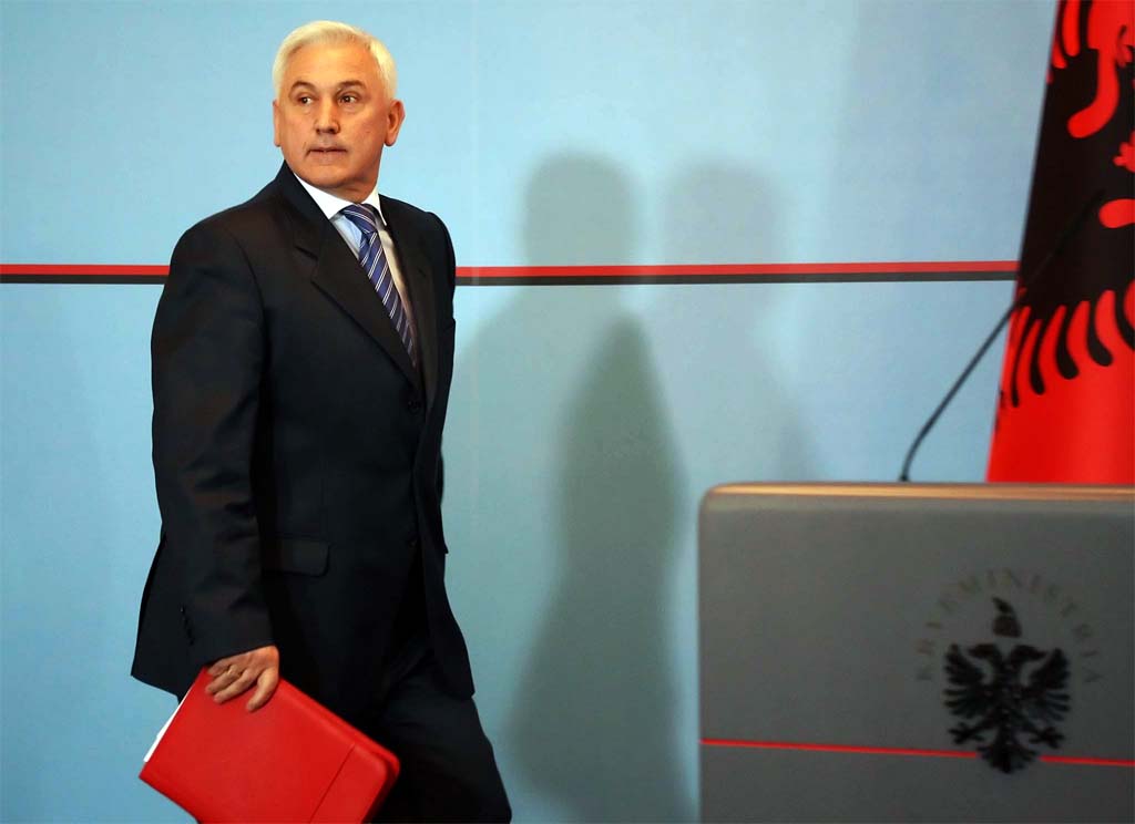 LISTA/ Ministri Nasip Naço kërkon shkarkimin e 10 gjyqtarëve