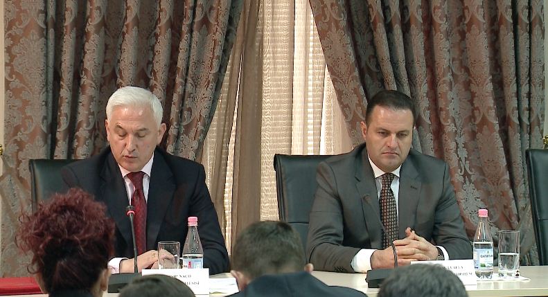 Ministria e Drejtësisë përplaset me Prokurorinë për dënimet e vjedhësve të energjisë dhe ndërtuesve pa leje