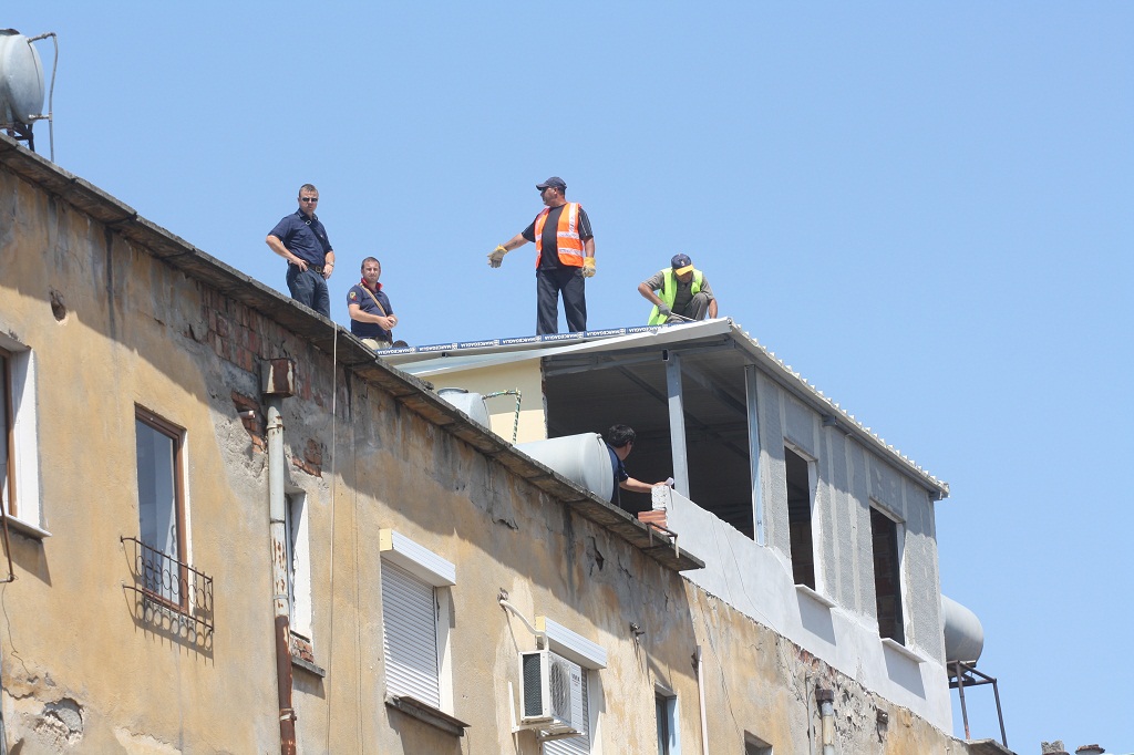 Ndërtimi i paligjshëm në Selitë, arrestohen 2 sipërmarrësit, nën hetim 2 zyrtarë shtetërorë