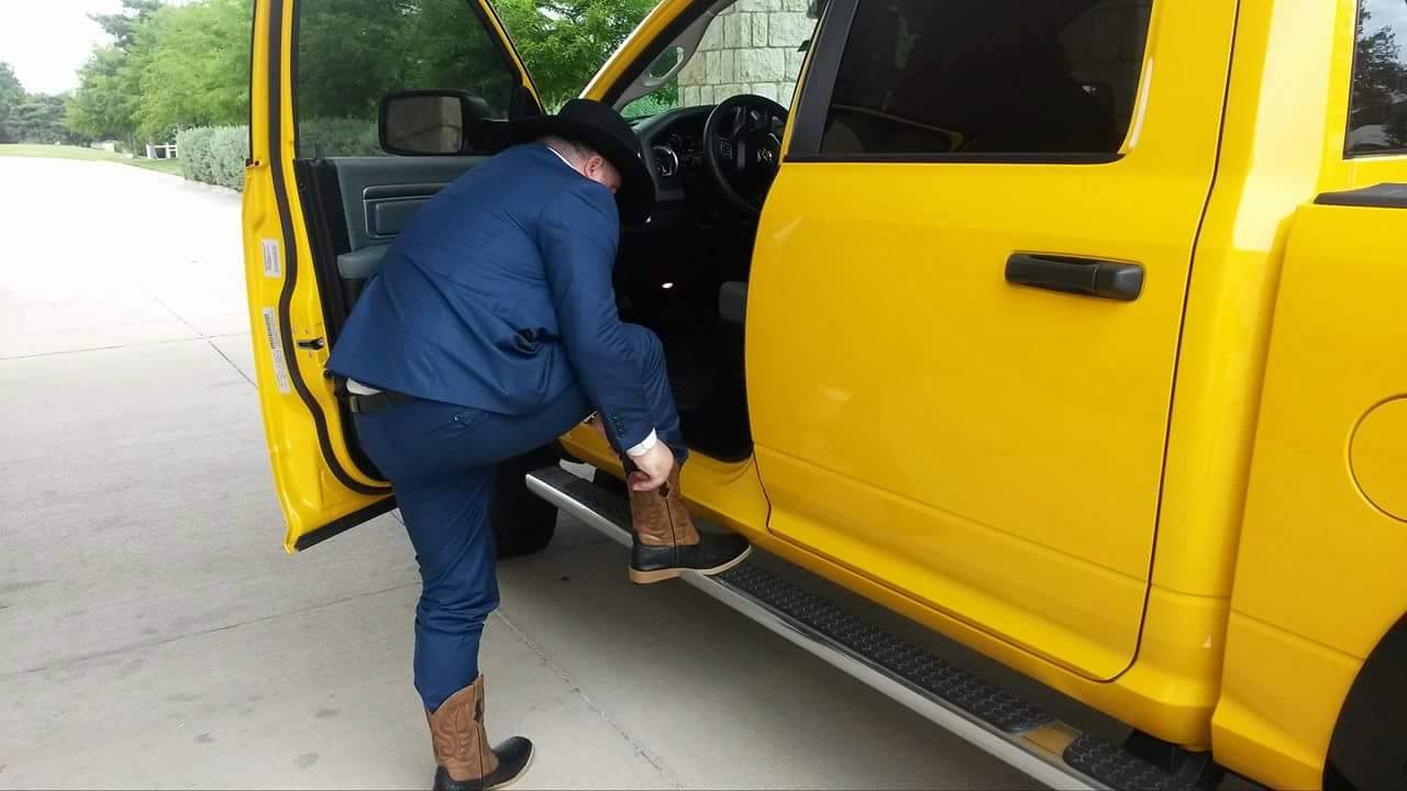 FOTO/ Eduart Ndocaj në Texas një “Kaubojs” i vërtetë