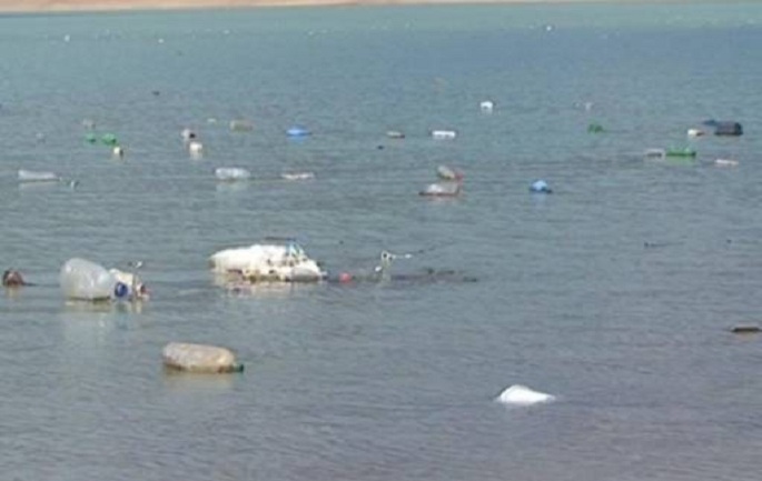 ALARM/ Durrës, ndotje masive, ujërat e zeza derdhen në det