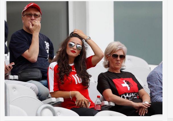 FOTO LAJM/ Ja me kë është nëna e Granitit dhe Taulantit