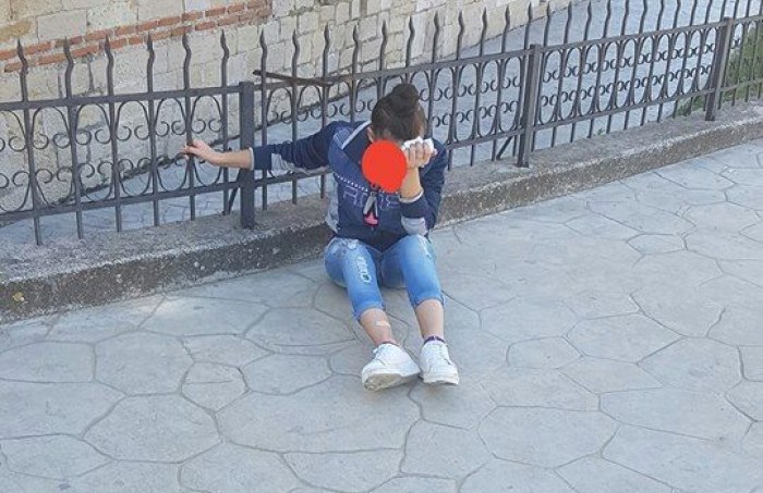 16-vjeçarja në Vlorë humbet ndjenjat dhe rrëzohet në tokë, ja historia prekëse e saj