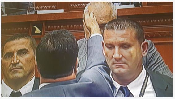 Rama i kërkon për herë të parë ndihmë Berishës!