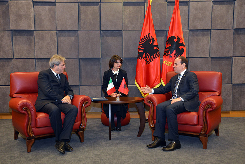 Nishani diskuton për ISIS dhe refugjatët me ministrin Paolo Gentiloni