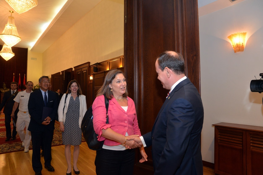 Nishani-Nuland: Elementë kriminalë në politike dhe institucione,  kërcënim real