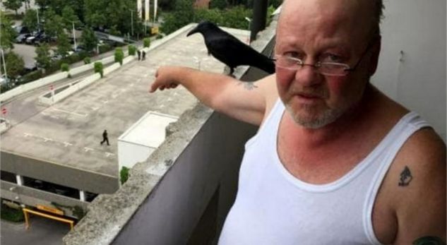 Njeriu që foli me sulmuesin në Mynih: Po të kisha një armë do ta qëlloja, por kisha vetëm birrë