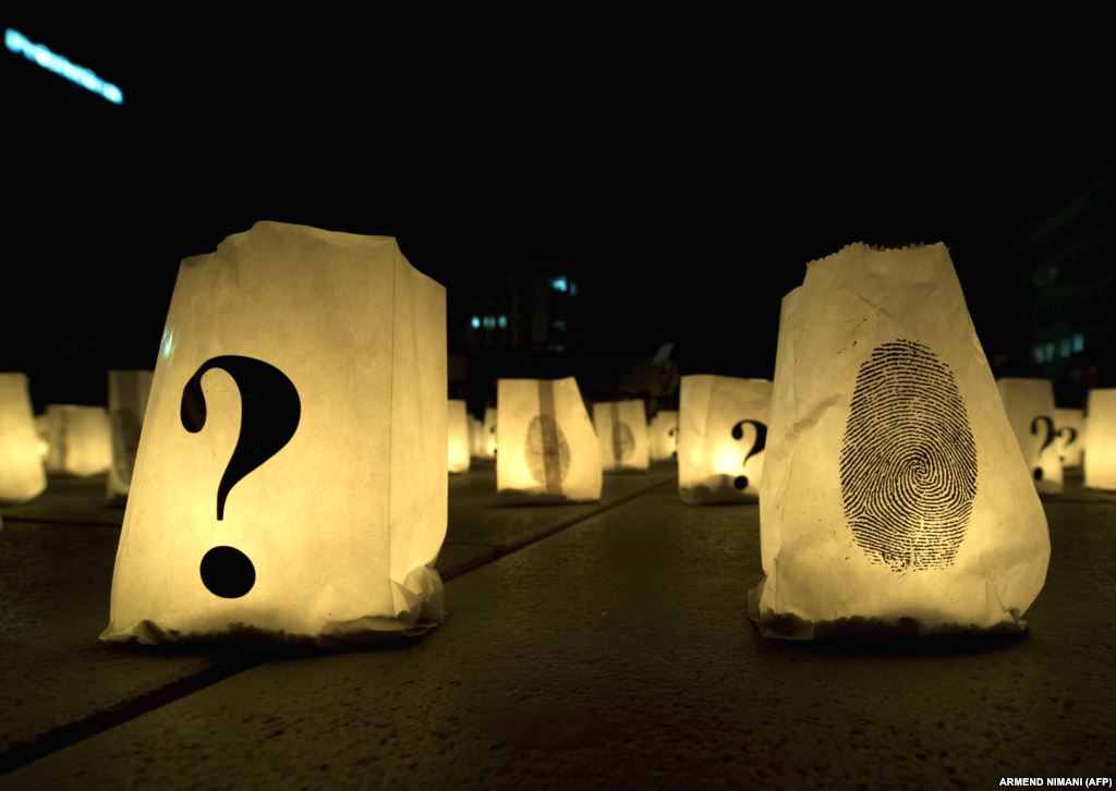 Kërkimet në varrezën masive të Novi Pazar, dyshime për zvarritje nga pala serbe